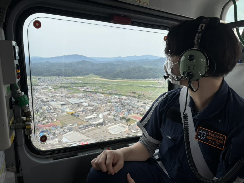 庄子先生　青森県立中央病院　ドクターヘリ01